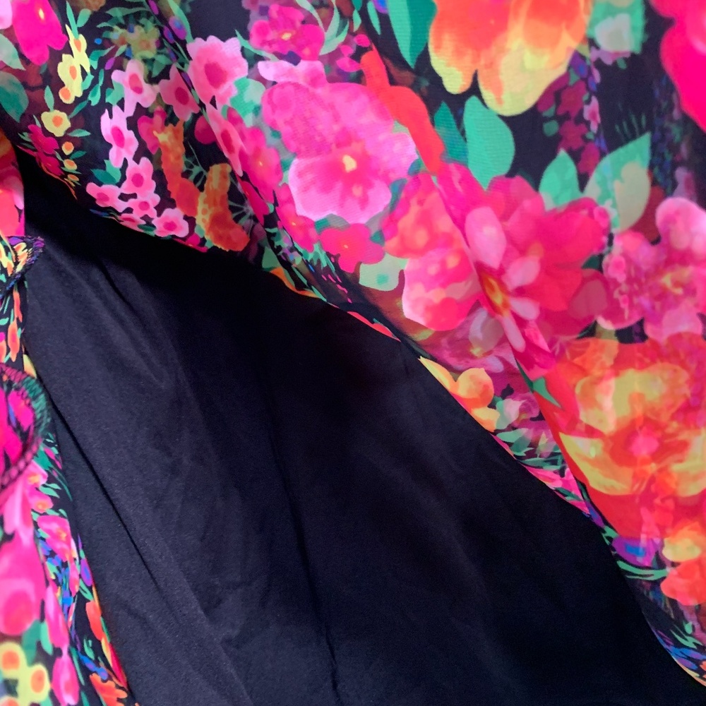 Show Me Your MuMu Floral Tunic Blouse Sz S EUC - Picture 11 of 15